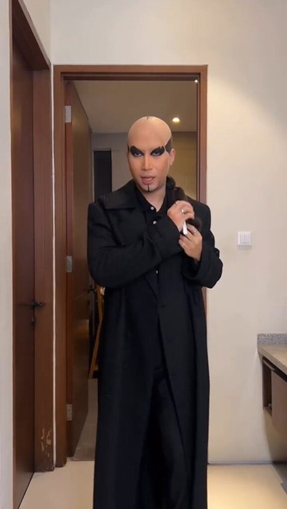 Sukses Bikin Ngakak! Vidi Aldiano 'Menjelma' Jadi Deddy Corbuzier Versi Jadul-aeroflotchess.com
